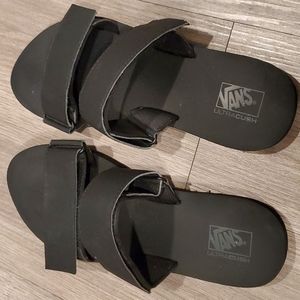 Black Vans Sandalswith Ultracush